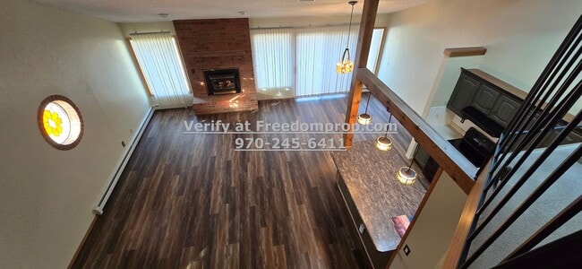 Foto del edificio - Updated 2 bedroom 2 bath Townhouse in central Grand Junction