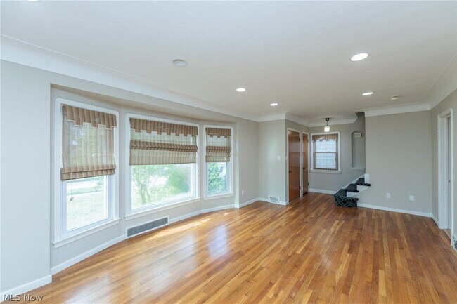 Foto del edificio - 4441 Baintree Rd