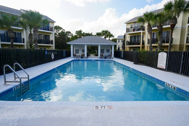 Photo - 1620 42nd Square Townhome