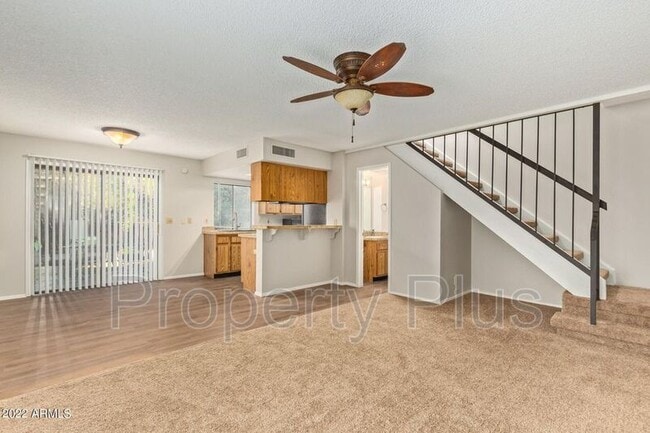 Building Photo - 8453 S 48th St