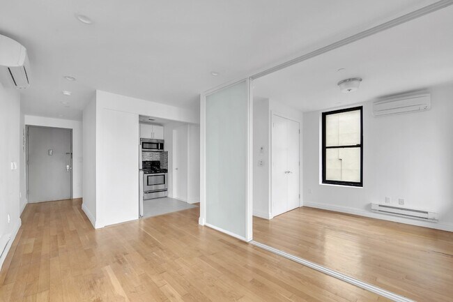 Foto del edificio - 419 E 117th St