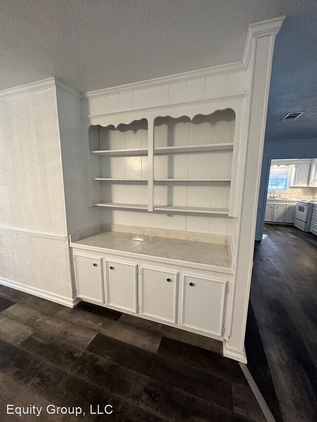 Foto del edificio - 3 br, 2 bath House - 127 Sycamore Lane