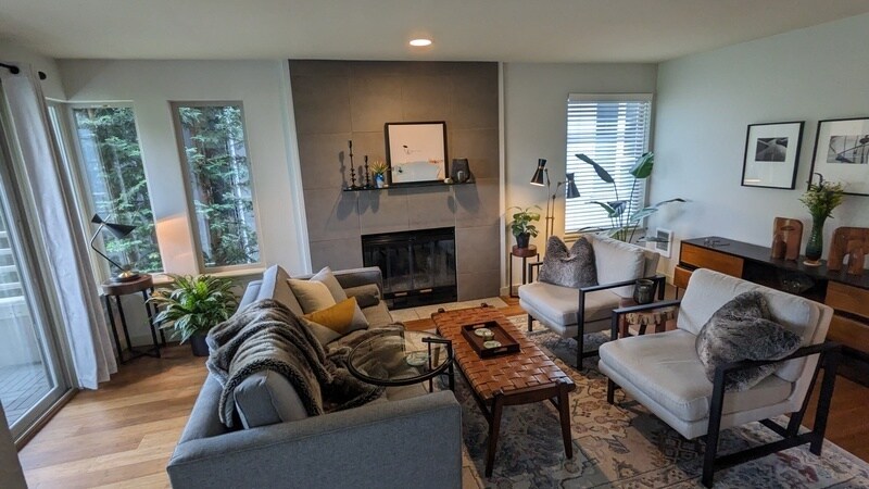 Foto principal - 2145 Dexter Ave N