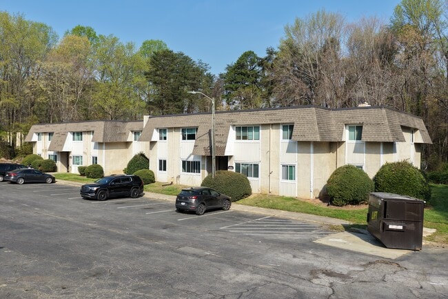 Exterior 3D - Village Walk Apartments
