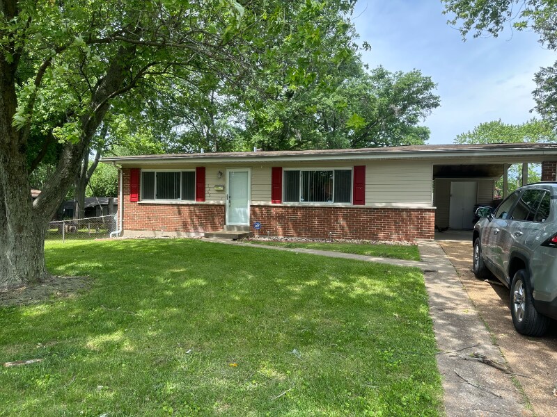 Primary Photo - 1265 Paddock Dr