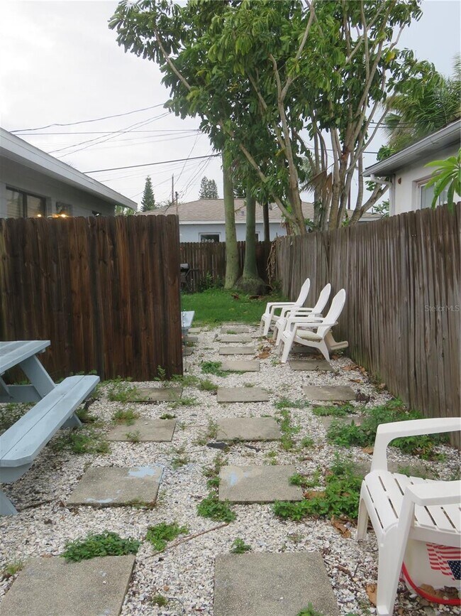 Foto del edificio - 151 148th Ave