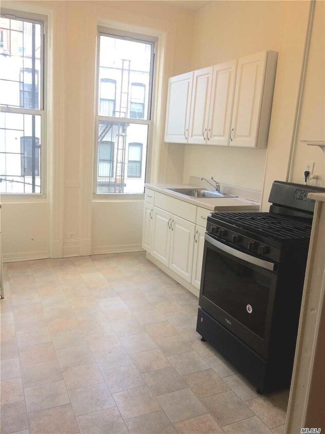 Foto principal - 1646 Dekalb Ave