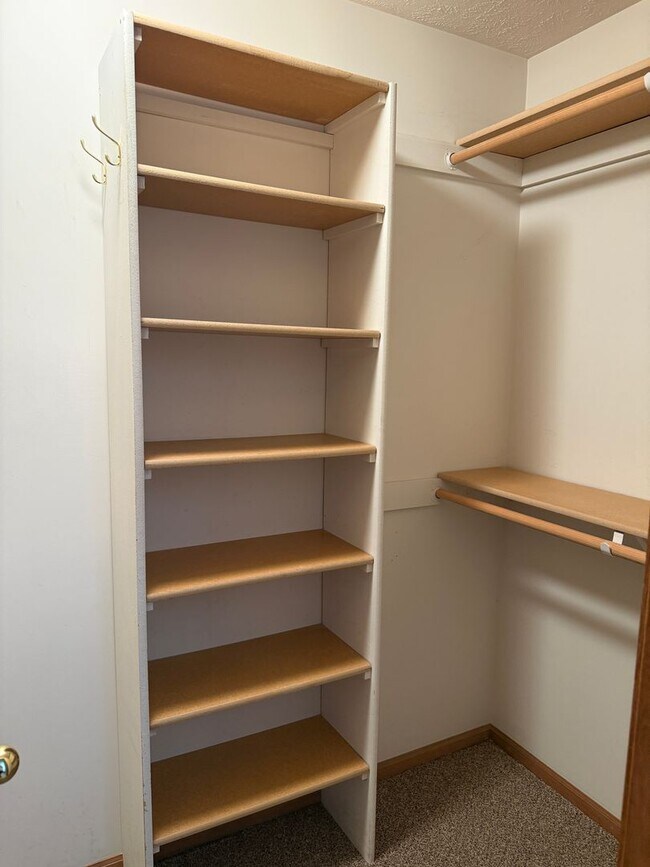 Foto del edificio - 2110 John St