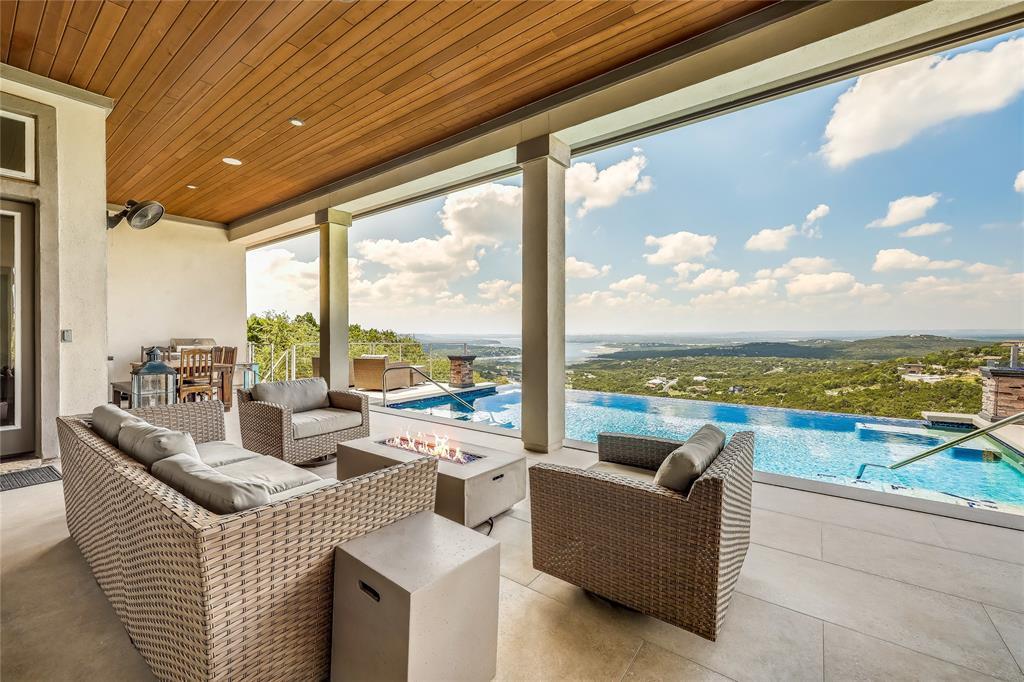 Foto principal - 18208 Ranchland Hills Blvd
