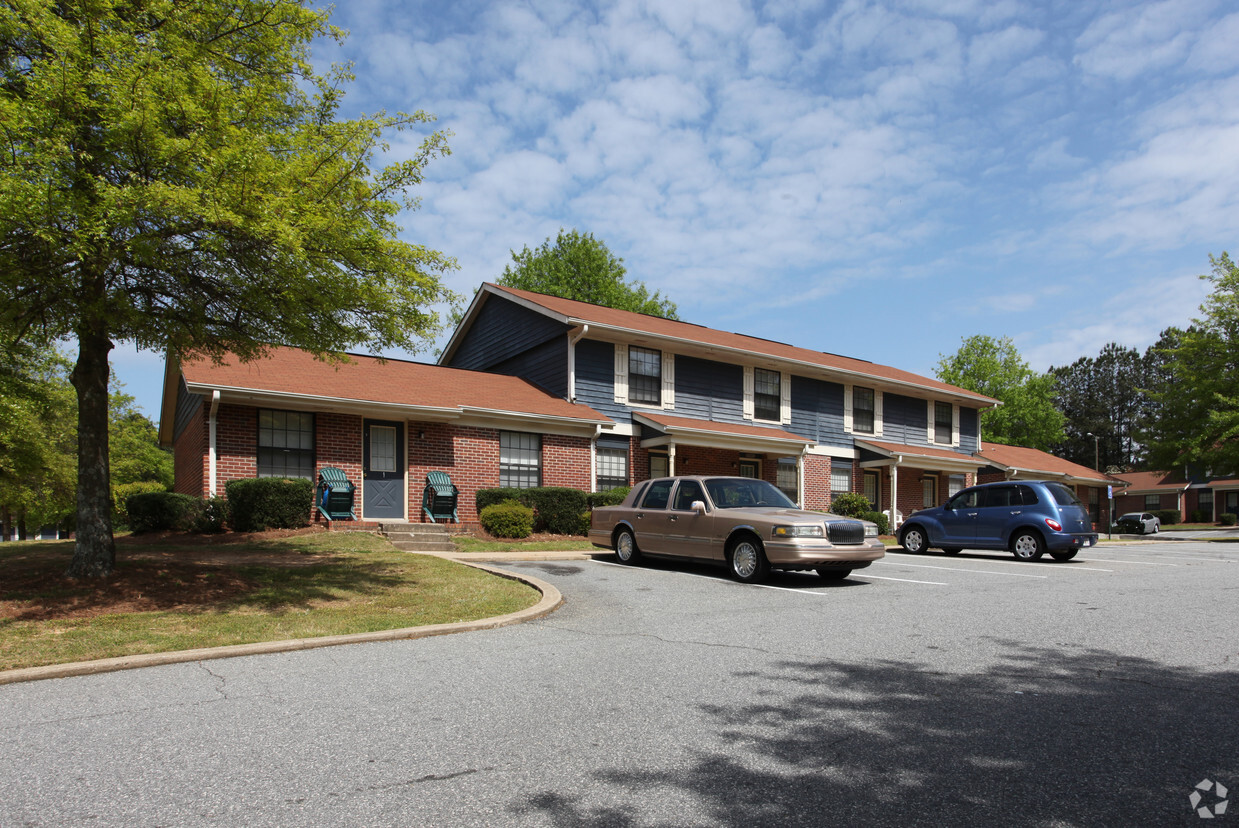 Foto del edificio - Winder Wood Apartments