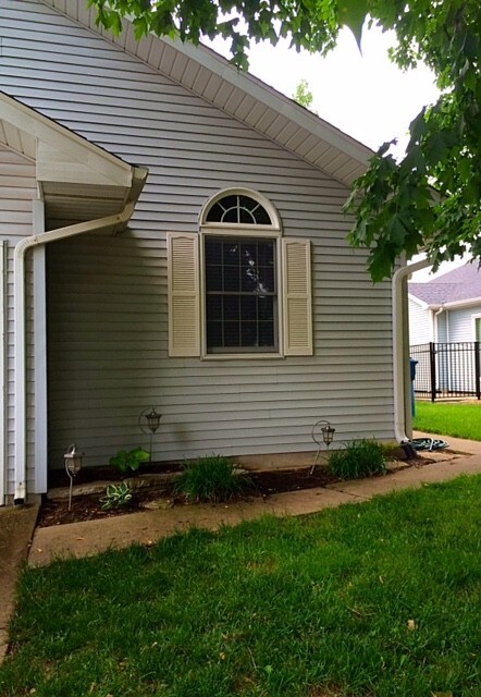 Primary Photo - 1116 Cobblestone Dr