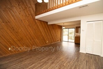 Building Photo - 311 Gardner St