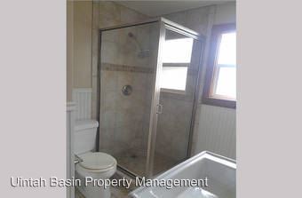 Building Photo - 465 W 200 N