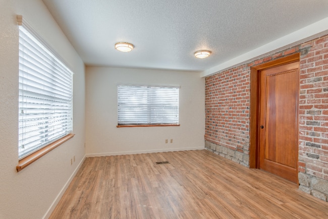 Foto del edificio - 3636 Auburn Blvd