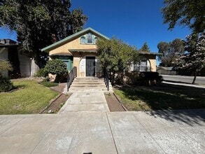 Building Photo - 2104 B St
