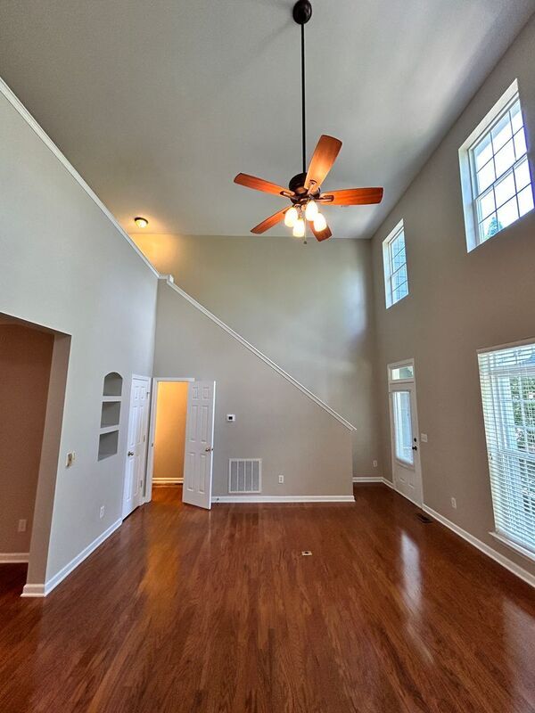Foto del edificio - 7102 Lenox Village Dr.