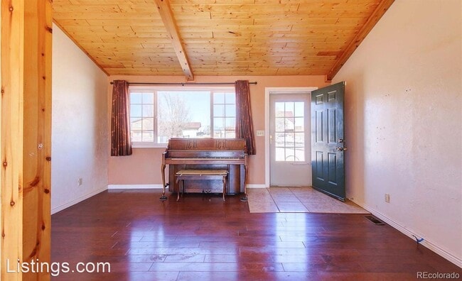 Building Photo - 3 br, 1 bath House - 250 W Baldwyn Dr