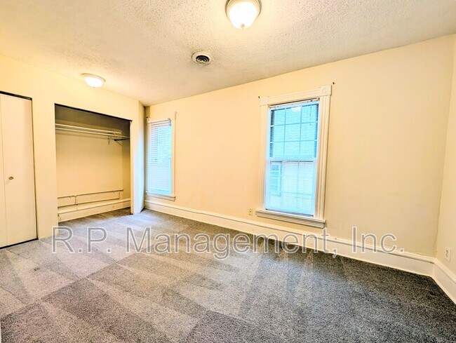 Foto del edificio - 340 16th Ave NE