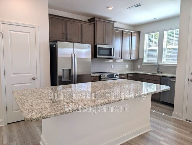 Foto del edificio - 9032 Gulledge Ct
