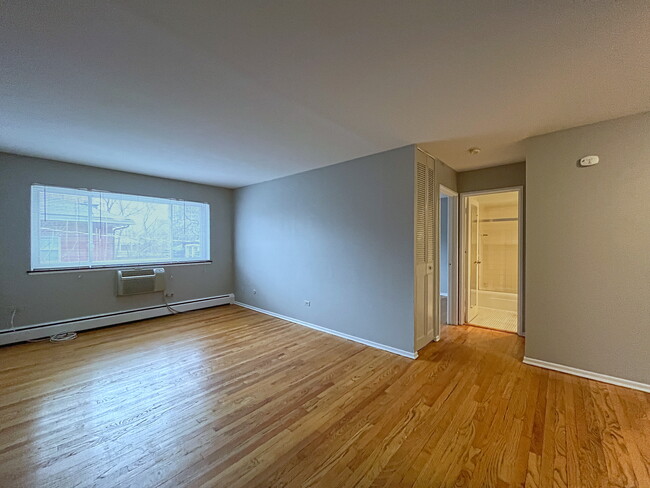 Foto del edificio - 742 W Buena Ave