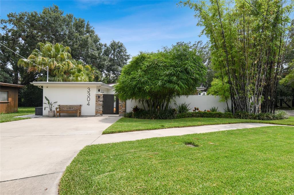 Foto principal - 3304 W El Prado Blvd