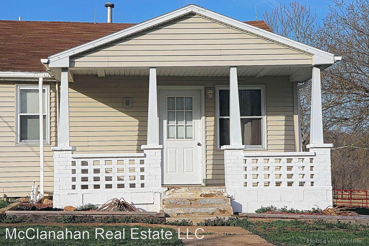 Primary Photo - 2 br, 1 bath House - 29048 BCR 352
