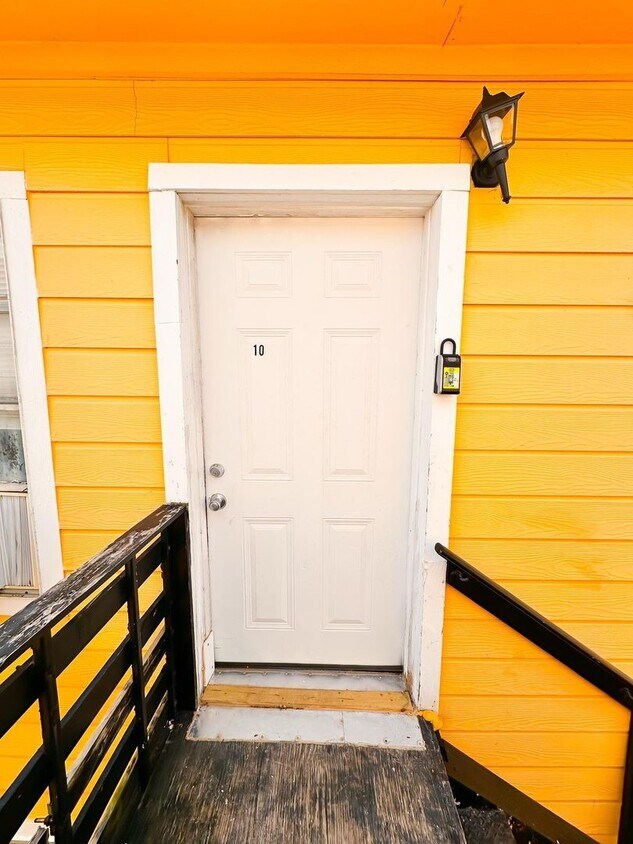 Primary Photo - 2711 Avenue K
