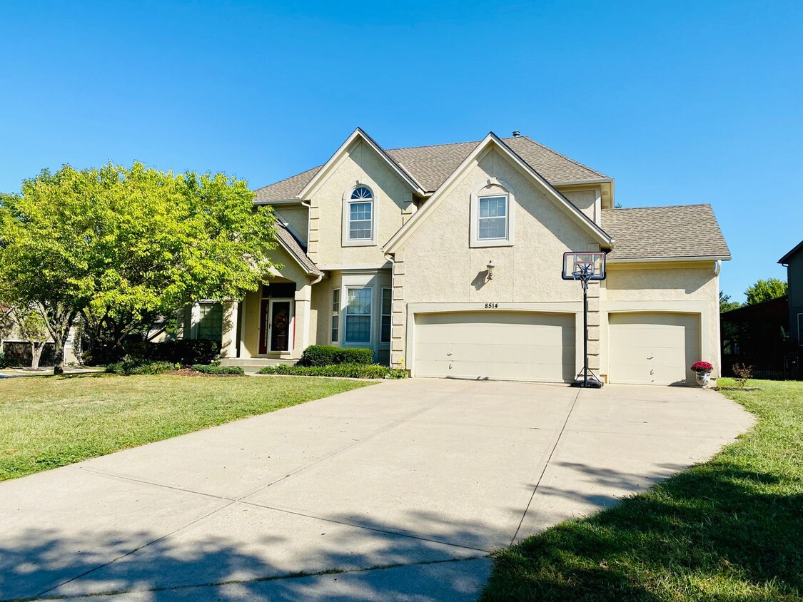 {8514} Village of Kensington + Finished B... - {8514}  Village of Kensington + Finished B...