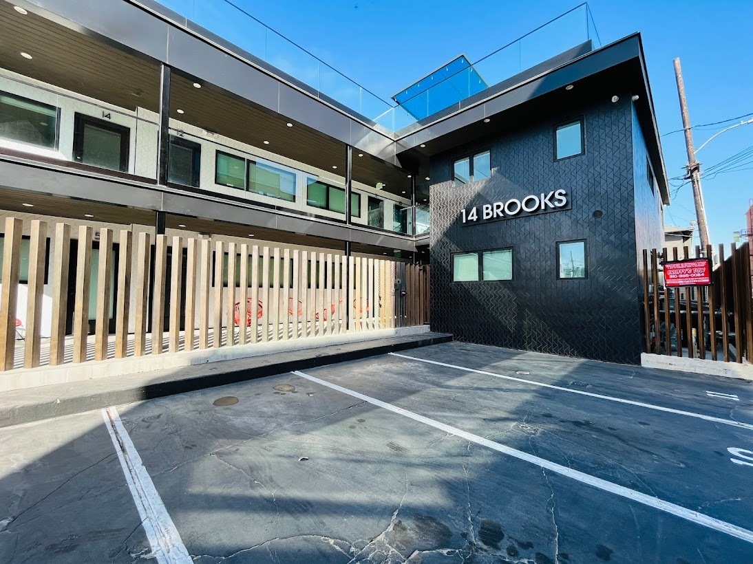14 Brooks Ave Unit 10, Venice, CA 90291 Apartments at 14 Brooks Ave