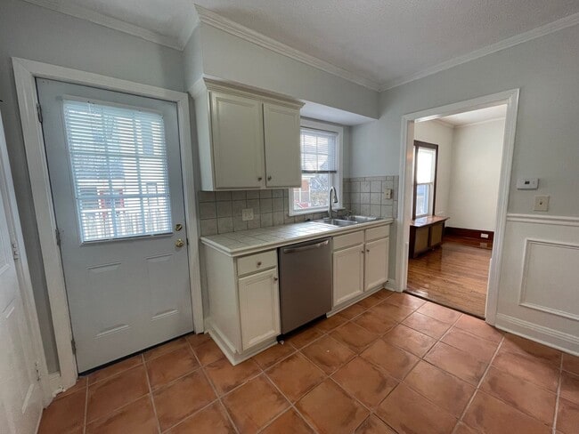 Foto del edificio - 25 S Onota St