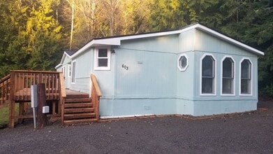 Building Photo - 603 Adelma Beach Rd
