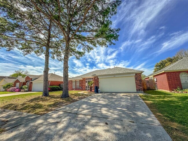 Foto del edificio - 6835 Redding Springs Ln