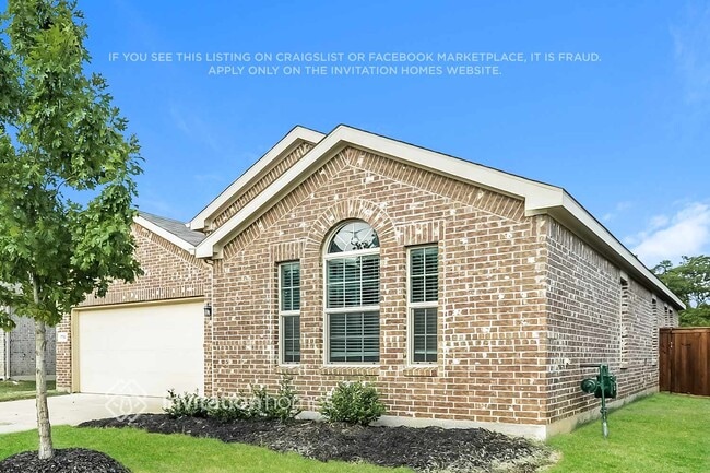 Foto del edificio - 1790 Alamandine Ave