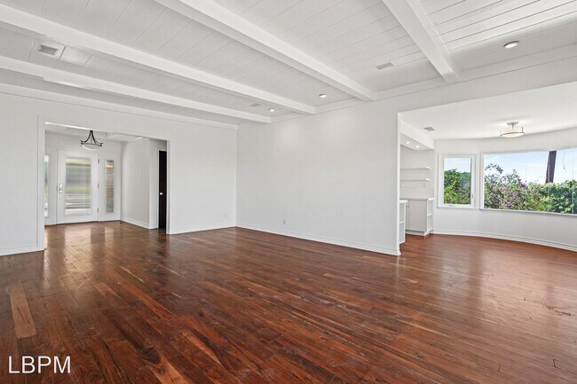 Building Photo - 2 br, 2.5 bath House - 5615 Aladdin St