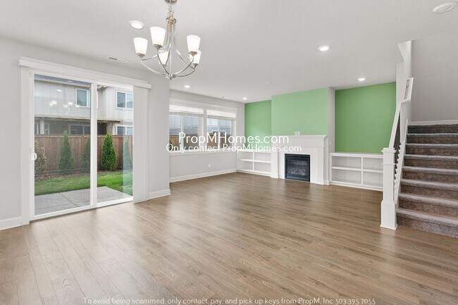 Building Photo - Luxury 4-Bedroom Home Just Minutes from Pr...