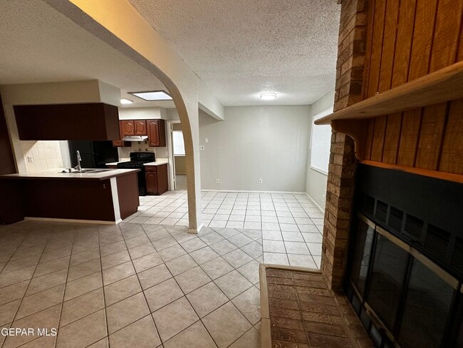 Foto del edificio - 5736 Port Lavaca Dr