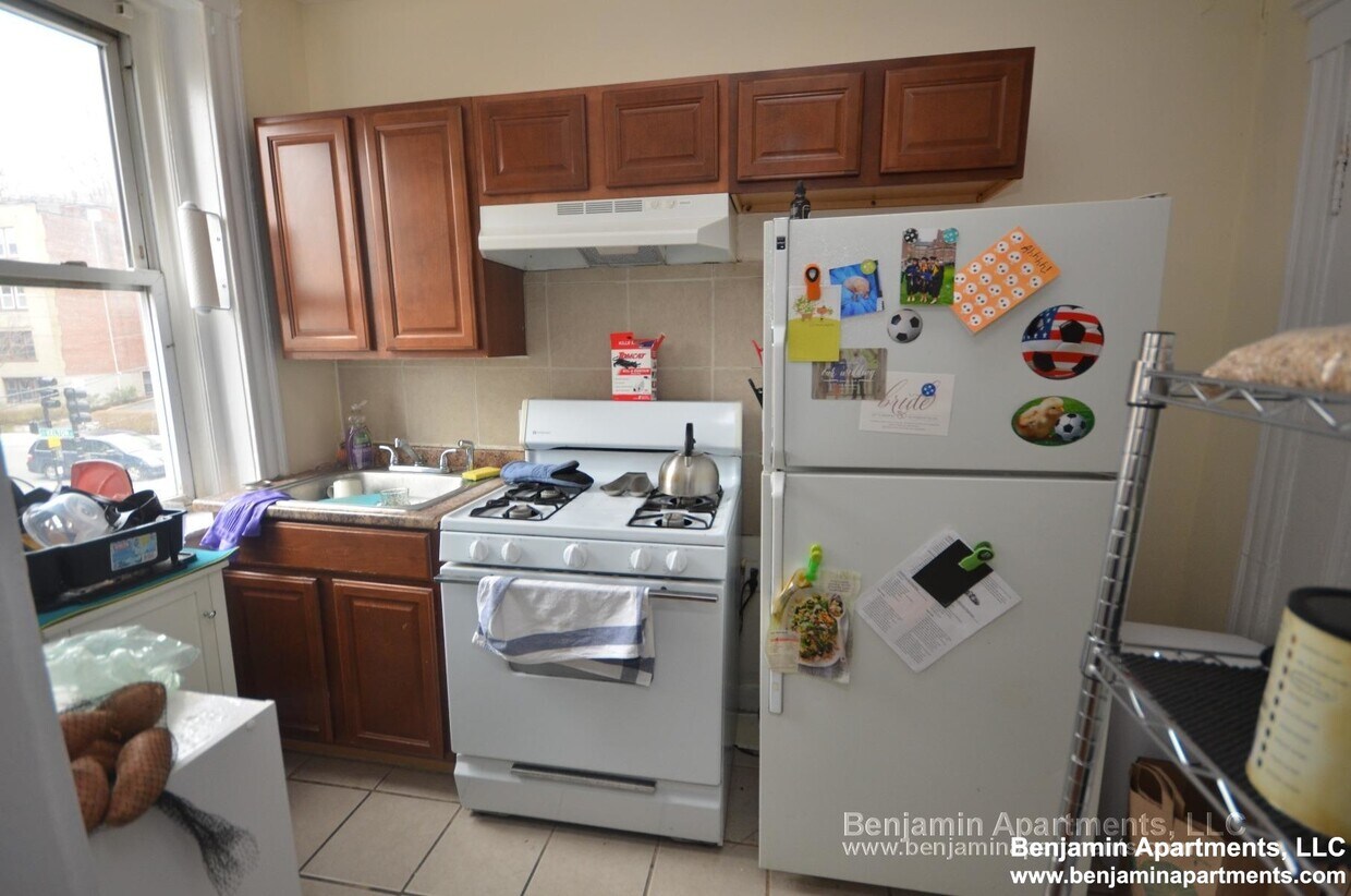 Foto principal - 240 Kelton St