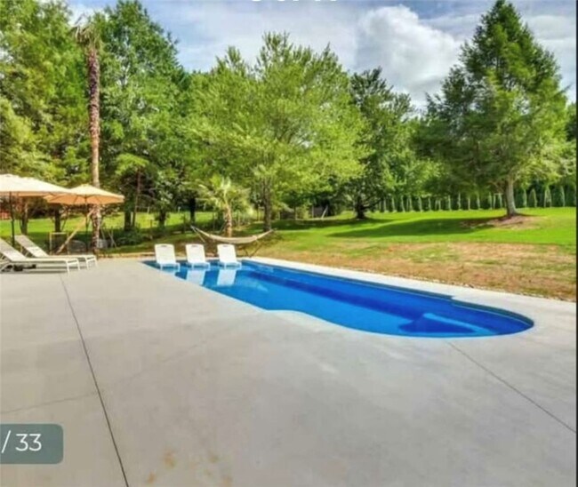 Building Photo - 100 Arphenia Dr