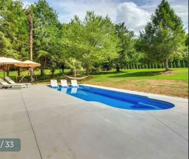 Foto del edificio - 100 Arphenia Dr