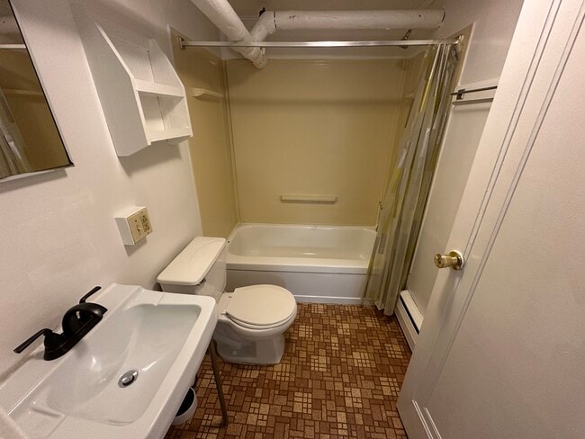 Foto del edificio - 226 Bryant Ave