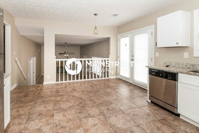 Foto del edificio - 4 Bedroom Pet-Friendly Home in Jonesboro, ...