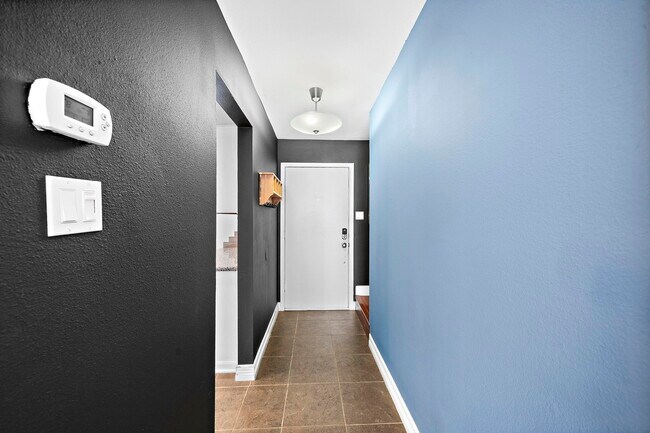 Foto del edificio - 1212 Fairview Ave