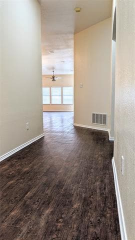 Building Photo - 2807 Lakefield Dr