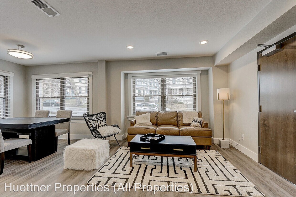 Foto principal - 2105 N Booth St