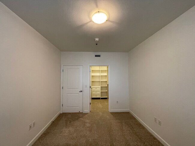 Foto del edificio - 423 7th St