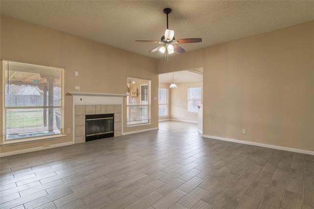 Building Photo - 841 McCully St