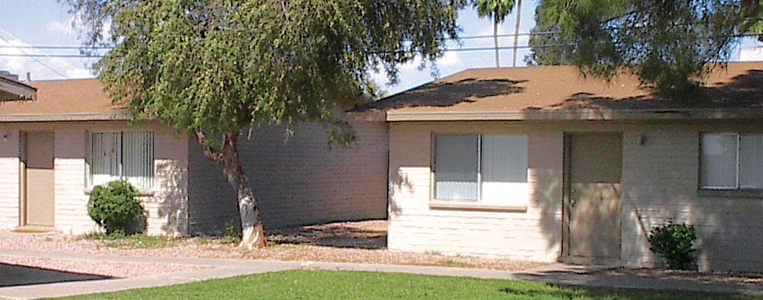 Building Photo - Pine Gardens