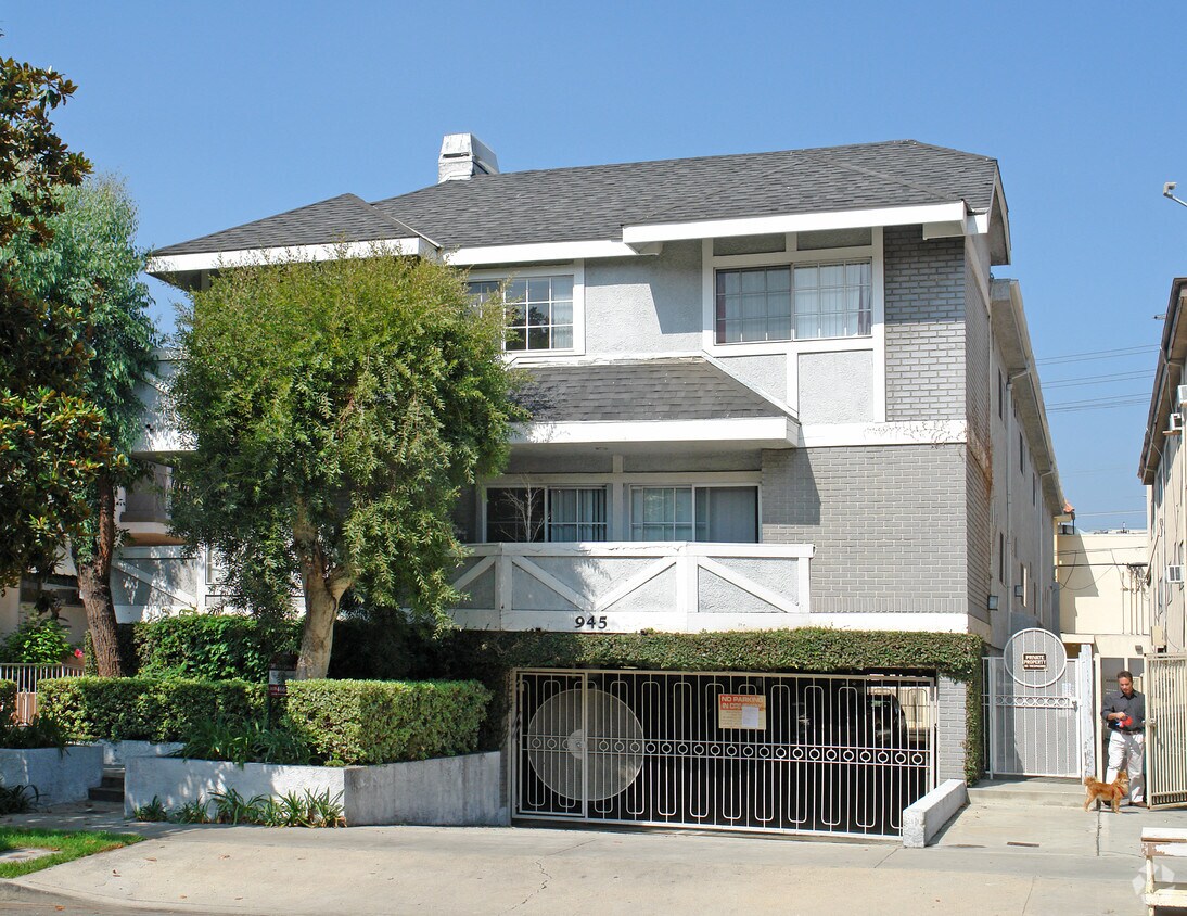 Foto principal - 945 N Alfred St