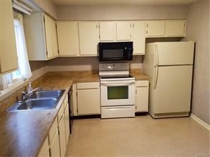 Foto del edificio - 3 br, 2 bath Townhome - 1702 Foxfire Cir