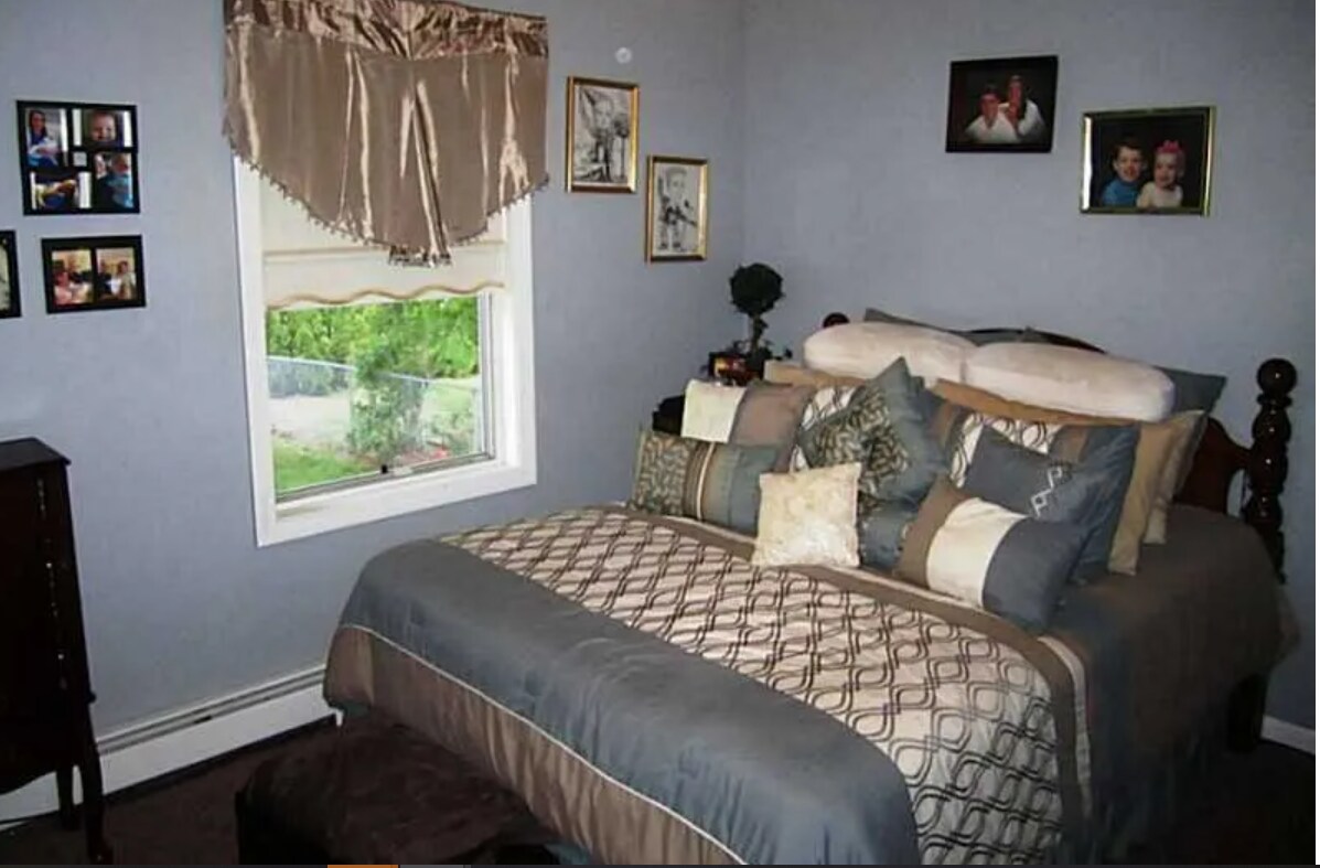 92 Pleasant St, Lincoln, RI 02865 House Rental in Lincoln, RI